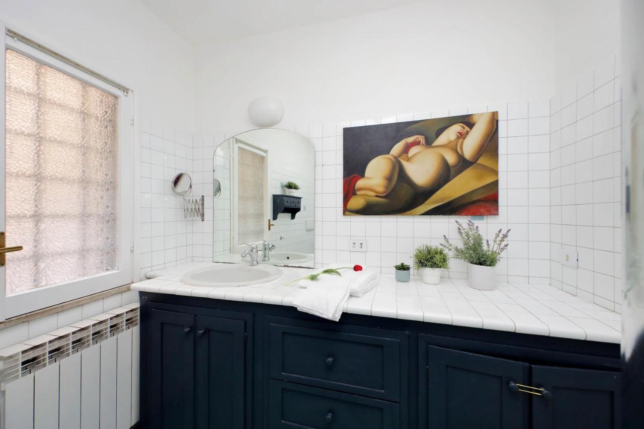 Monti Spacious Apartment 2 Roma Exterior foto